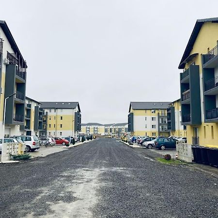 Apartament 2 Camere Modern Si Confortabil Gyüreg Kültér fotó