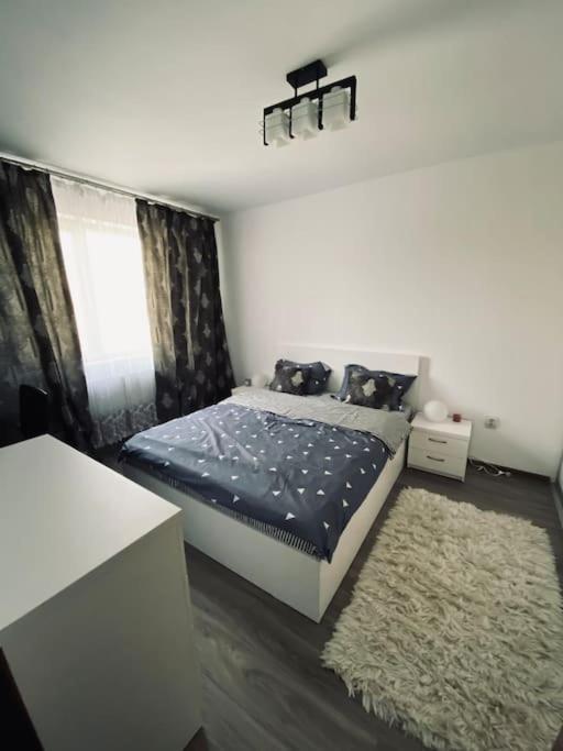 Apartament 2 Camere Modern Si Confortabil Gyüreg Kültér fotó